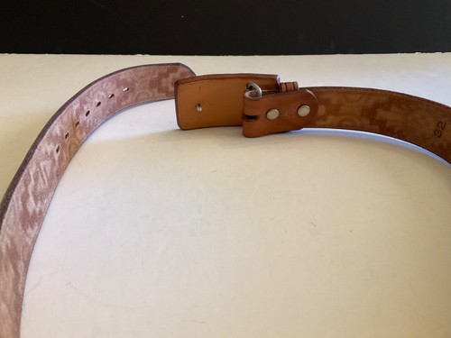 VTG Southwestern Chambers Leather Belt Hand Tooled & Painted Zuni Sun Sz 32 - Picture 8 of 12