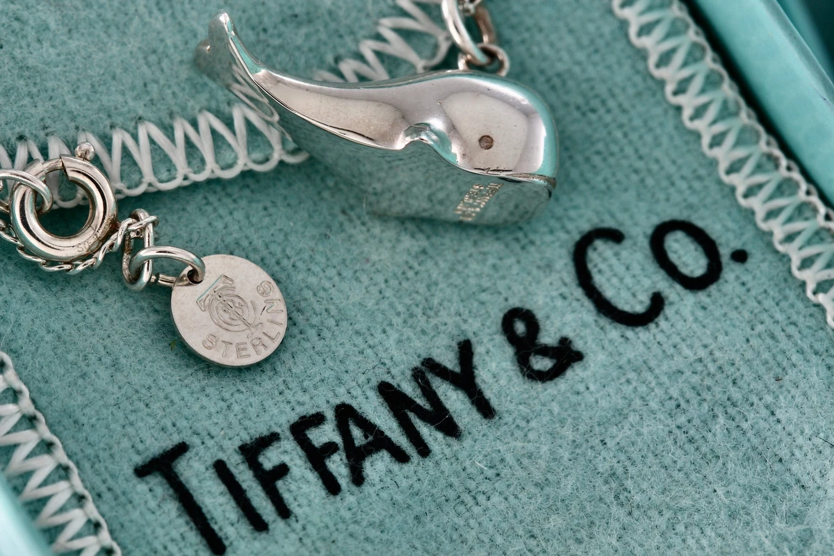 Tiffany Co. Nature Silver Vintage Whale Pendant 18