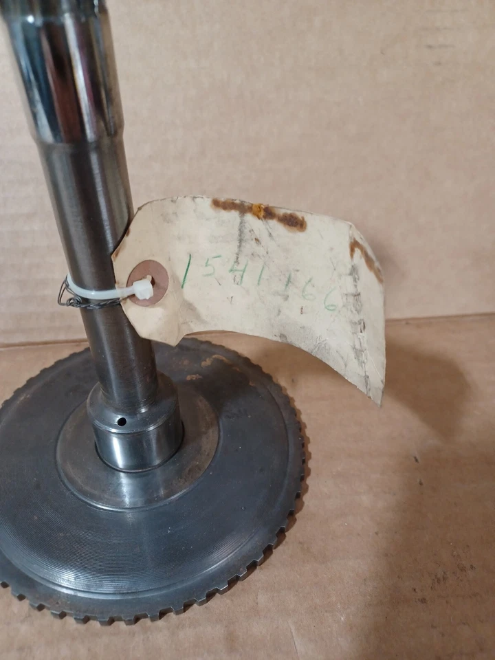 Eje de entrada de transmisión automática Studebaker 1956-1966 parte nueva # 1541166 Foto 2 de 4