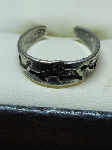 Sterling Silver .925 Toe Dolphin Toe Ring Adjustable  - Picture 4 of 4