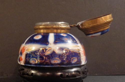Antique Hand Painted English Imari Porcelain Ink Well Complete w/ Glass Insert - Picture 5 of 10