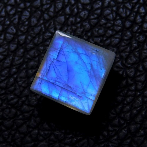 AAA Quality 11mm Cushion Rainbow Moonstone Cabochon Loose Gemstone 8.8Ct - Picture 3 of 3