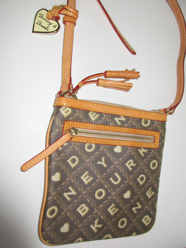 Bolso Bandolera Borla Logo Dooney and Bourke - Imagen 1 de 6
