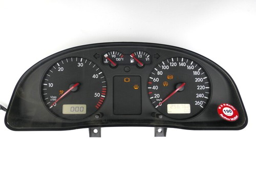 VW Passat 3B Tacho Tachometer Kombiinstrument 256.000km 3B0920802A TDI - Bild 1 von 4