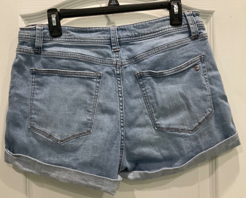 Ture Craft Women's Distressed Denim Shorts Size 14 Mid Rise Shorty 5 Pockets 123 - Picture 4 of 6