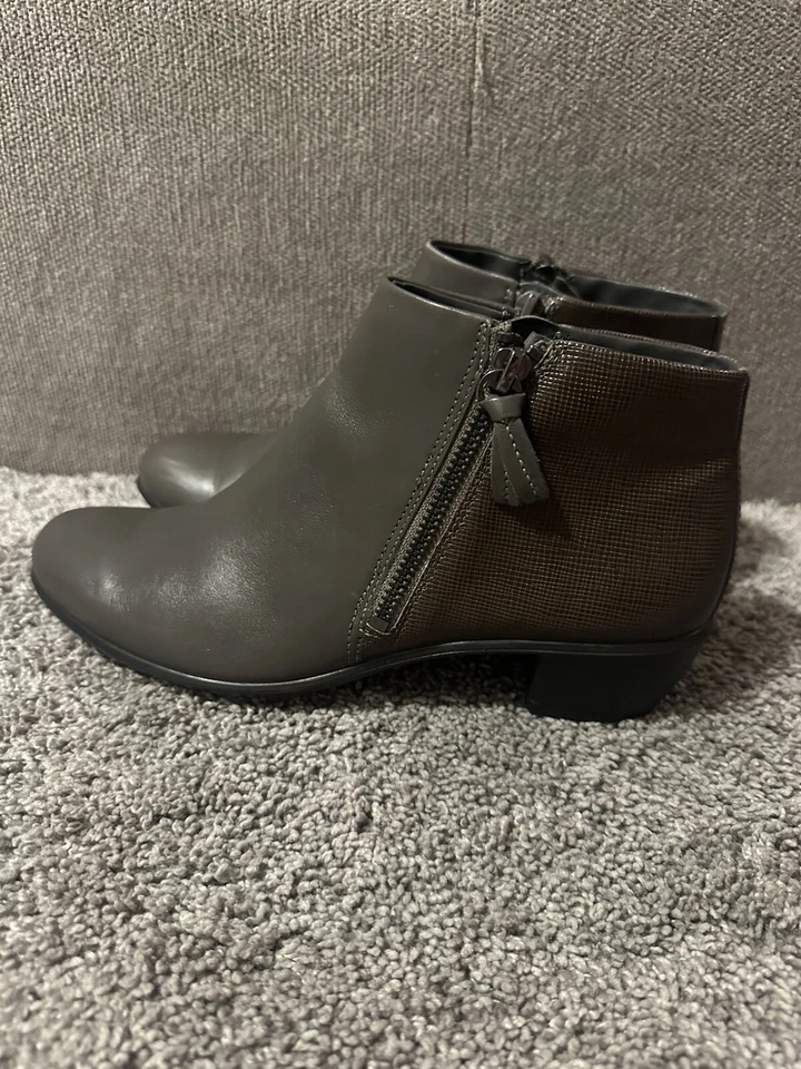 Ecco Women’s Gray/Brown Two toned Zip Boots Size 39=8 - Image 3 of 4