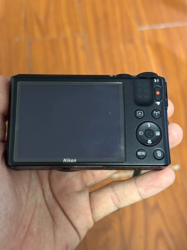 尼康 COOLPIX S7000 1600 万像素 20 倍光学变焦 Wi-Fi 复古数码相机 英语 — 第 2/4 张图片