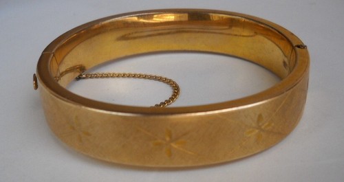 Vintage 1/20 12K Gold Filled Clamper Bracelet, Marked w/ B in Star