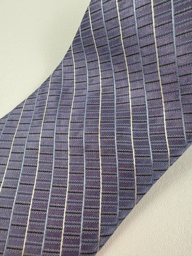 Calvin Klein Men 100% Silk Traditional Neck Tie Purple NWOT - Picture 2 of 9
