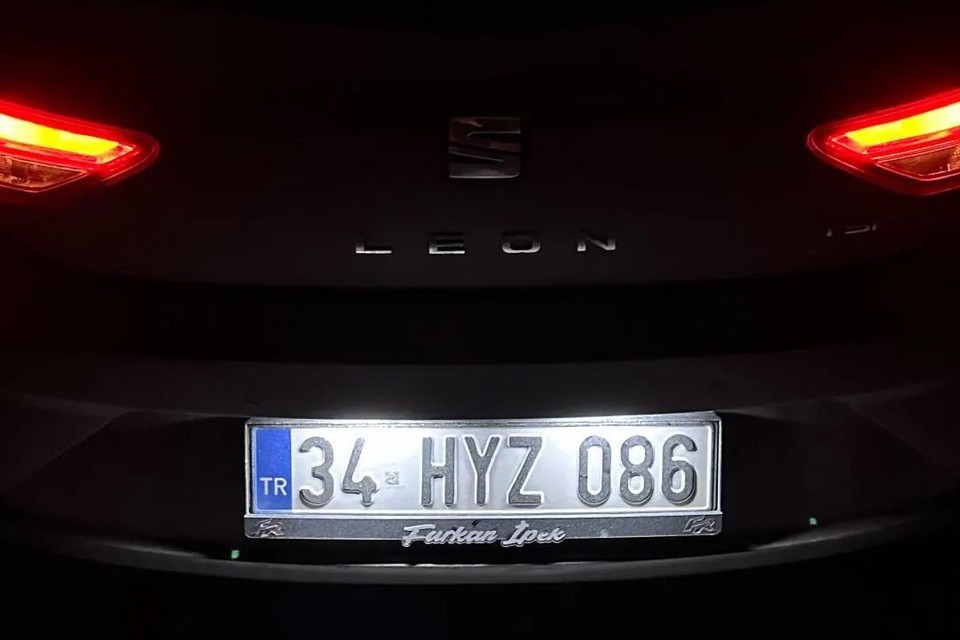 VW Caddy Number Plate Lights Set LED White Ultra Bright 2 Door 0320 eBay