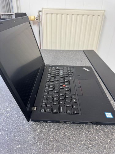 Lenovo Thinkpad L490 Intel Core i5-8265U CPU 1.60GHz 1.5 GHz Lenovo 65W Charger - Afbeelding 2 van 4