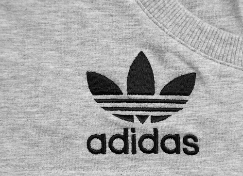Adidas Chile 62 Shorts Girls Sweat Pants Hot Jogginghose 3S Gray/Black - Picture 5 of 8