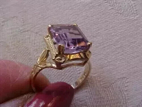2.50Ct Emerald Cut Lab Created Amethyst Solitaire Ring 14K Yellow Gold Plated - Picture 2 of 7