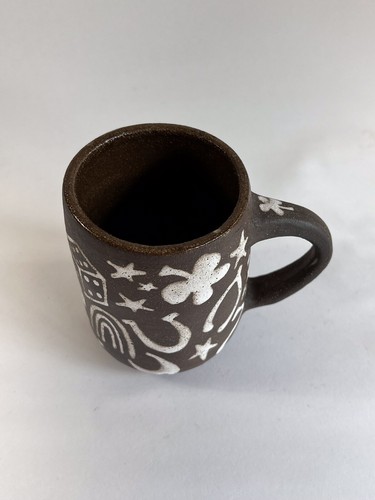 AeR  Lucky Symbol Stoneware Pottery Mug, Hand Thrown - Picture 4 of 6