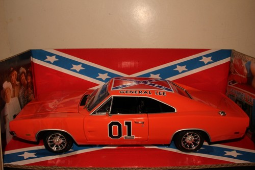 Ertl American Muscle 1:18 Scale Dukes of Hazard General Lee, 1969 Dodge Charger - Picture 7 of 17