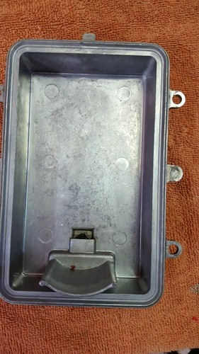 Mercedes-Benz Mercedes OEM Xenon Headlight Module Ballast Bulb Cover and Gasket - Picture 4 of 7
