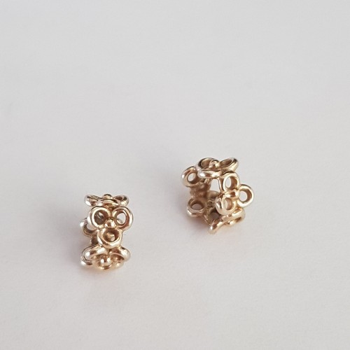 2x Genuine Pandora Three Petals Flower Trinity 14ct Gold Spacer Charms 750451 - Picture 9 of 10