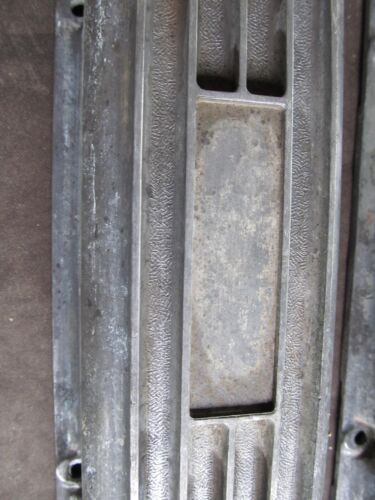 60's Vintage Cal Custom? Ansen? Small Block Chevy Aluminum Finned Valve Covers - Picture 3 of 5