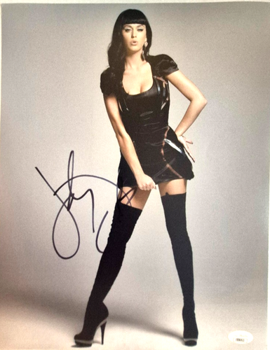 KATY PERRY SIGNED AUTOGRAPHED 11X14 PHOTO TEENAGE DREAM RARE FIREWORK JSA COA A - Picture 1 of 4