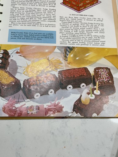 Betty Crocker's Cake and Frosting Mix 1966 Vintage Cookbook - First Edition - Imagen 12 de 13