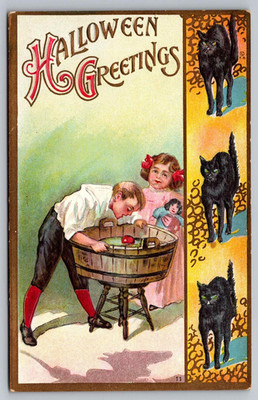 Postcard Halloween Black Cat Children Apple Bobbing Florence Bamberger BA2