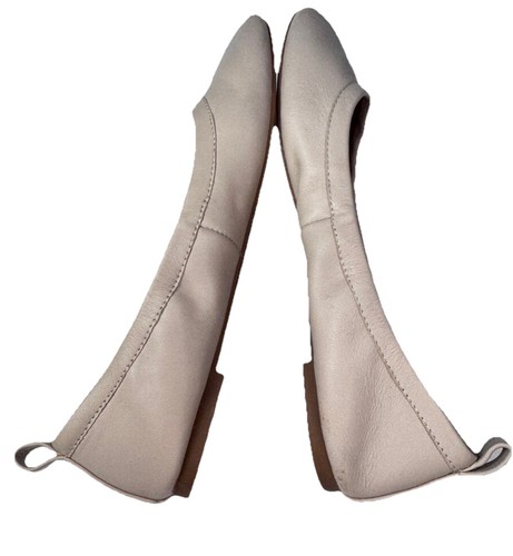 Zapatos sin cordones J.Crew Ballet planos de cuero beige talla 8,5 clásicos desnudos punta redonda - Imagen 4 de 9