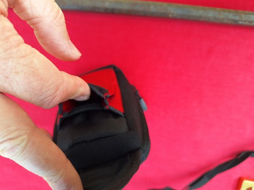 Lowepro Rezo 40 Compact Camera Case/Pouch, Belt loop, shoulder strap - Picture 8 of 12