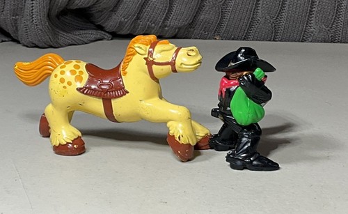 Vintage Fisher-Price Great Adventures Posse & Outlaws 4 Pferde & Reiter - Bild 3 von 10