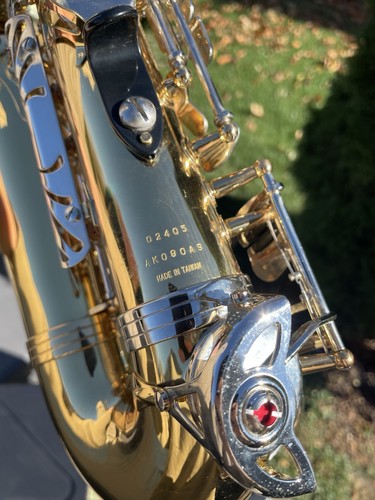 Sassofono contralto Selmer Omega con custodia originale + boccaglio BELLO SPEDIZIONE GRATUITA - Foto 16 di 22