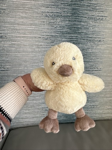 TESCO F&F AMARILLO BEIGE POLLITO JUGUETE SUAVE amarillo pájaro peluche en muy buena condición 8” de alto - Imagen 1 de 12