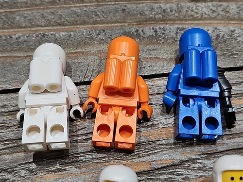 LEGO Minifigure Spaceman 11 Astronauts Classic Theme Colors, Movie 2 Orange, Etc - Picture 6 of 9