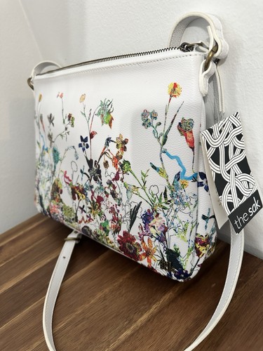The Sak Purse White Crossbody Bag with Floral Design Boho New With Tags - Picture 3 of 7