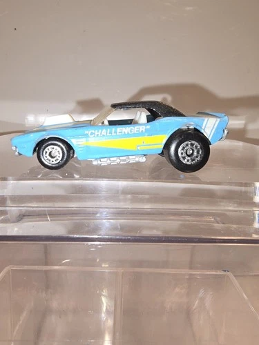 Matchbox Superfast Dodge Challenger 1975 Vintage CLASSIC Blue 1:64 Diecast Car