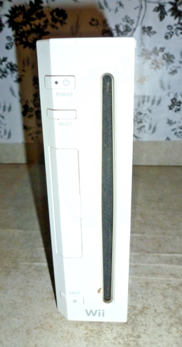 Nintendo Wii Videospielsystem Konsole, Zubehörpaket, Controller, Handschuhe - Bild 4 von 6
