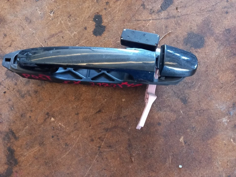 6920452010 Soporte Manilla Este. Puerto Post. SX DAIHATSU MATERIA 1.3 Mnv 509455 - Imagen 2 de 3