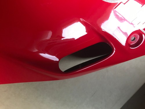 Ducati  600SS 750SS 95-97 front Right side vented fairing panel red oem - Picture 12 of 21