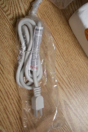 800W Convection Heater Wall Panel Electric Indoor Quiet Fan-Less  - NEW - Picture 6 of 6