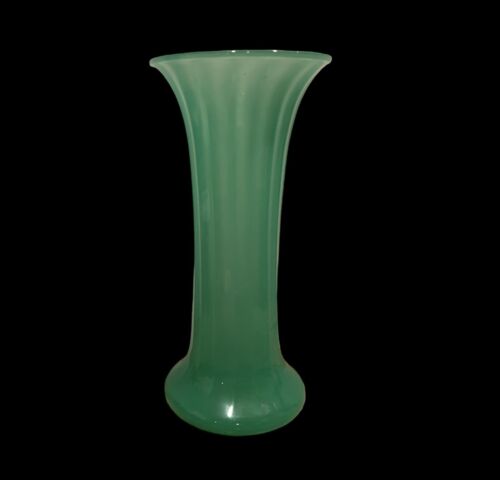 Steuben Uranium Jadeite Carder Era 1930 Vase 8” Stamped Steuben - Picture 2 of 12