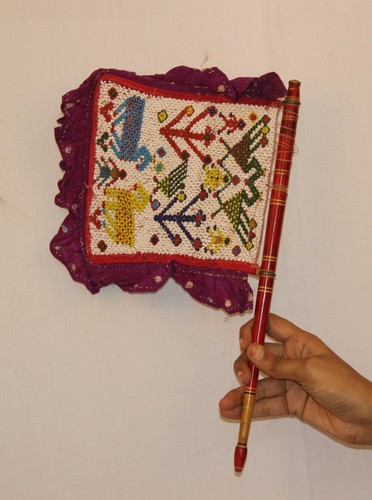 Hand Rotate Fan Vintage Ethnic Beads Decorative Round Multi Color - 11322