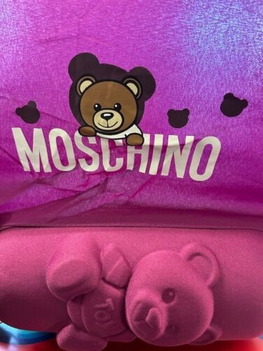 ππ§βπ€βοΈNEW MINI PURPLE MOSCHINO UMBRELLA WITH STYLISH MATCHING CASE RRP Β£70π. - Picture 3 of 24