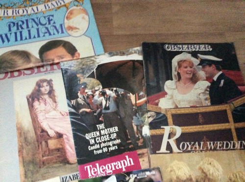 11 X VARIOUS VINTAGE ROYAL FAMILY INTEREST BOOKS AND MAGAZINES- FREEPOST UK - Foto 4 di 12