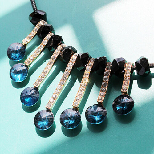Choker für Damen Halskette Mit Smaragd Grün Schwebende Steine Mode Neu N413 - Bild 1 von 1