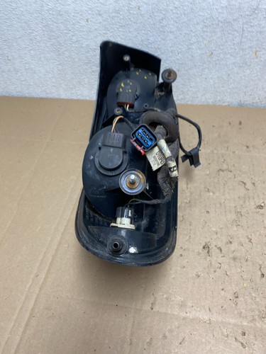 Luz trasera lateral derecha para pasajero Chrysler Sebring 1996-2000 convertible N3565 DW - Imagen 6 de 8