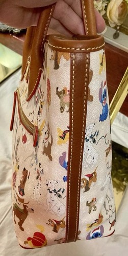 Dooney Bourke Disney Movies All Dogs Santa Tails Christmas Holiday Tote Bag - Picture 15 of 18