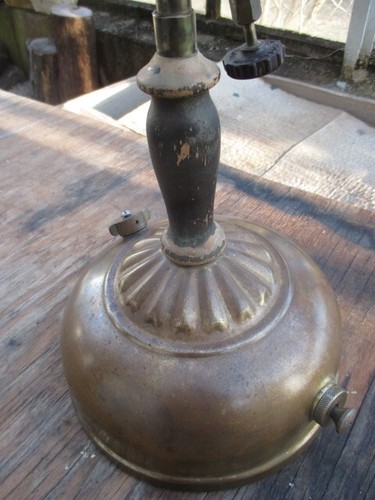 Coleman Instant-Lite Model 118 Slant Generator Table Lamp, Brass Fount June 1929 - Picture 5 of 17