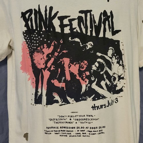 Zara Neu mit Etikett Punk Festival Motto Grafik T-Shirt Kurzarm Gr. M Distressed - Bild 4 von 7