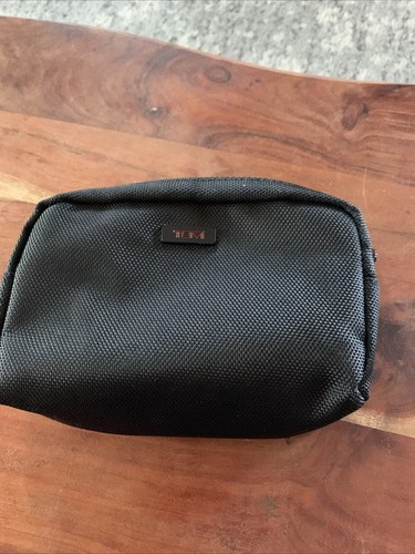 Tumi For Delta Business Class Case Amenity Kit Bag (empty) Black Nylon