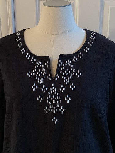 Susan Graver Top Plus 1X Aztec Beaded Neck Black Popover Blouse Gauzy Top Beach - Picture 2 of 8