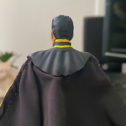 Mattel DC Multiverse Red Robin Killer Croc Wave W/Custom Wired Cape - Picture 6 of 6
