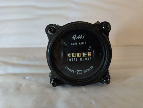 MI-986 Stewart-Warner Hobbs Hour Meter Indicator (Hours: 6477)24v Used